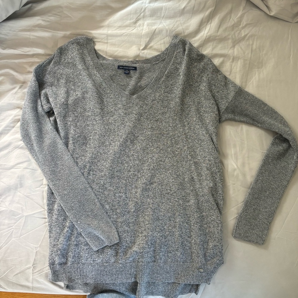 Grey sweater/long sleeve